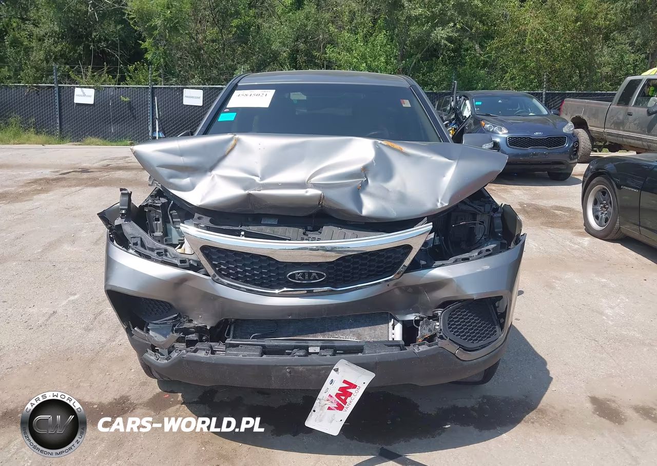 2012 Kia Sorento Lx VIN:5XYKTCA6XCG288709 - 13
