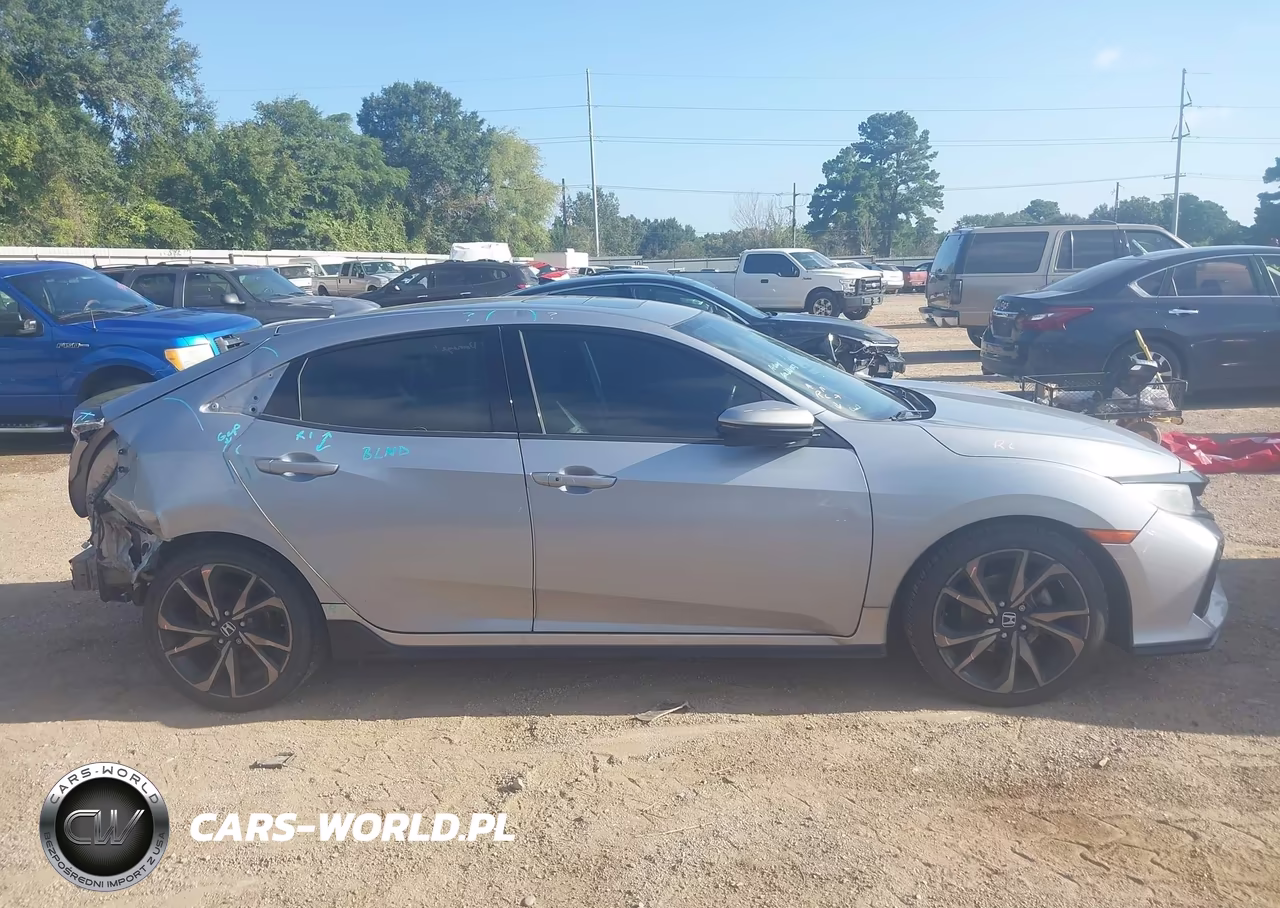 2018 Honda Civic Sport Touring VIN:SHHFK7H93JU218807 - 13