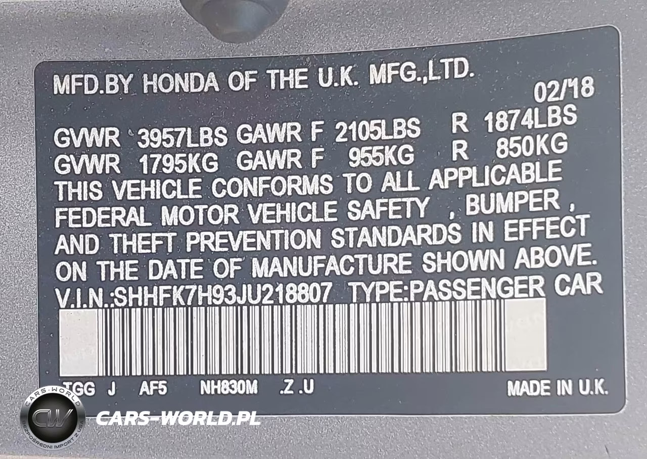 2018 Honda Civic Sport Touring VIN:SHHFK7H93JU218807 - 9