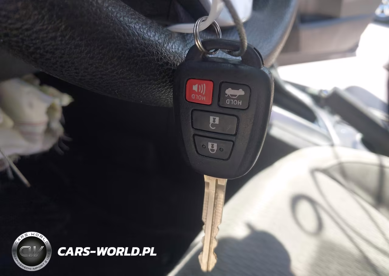 2019 Toyota Corolla Le VIN:5YFBURHE5KP909362 - 11