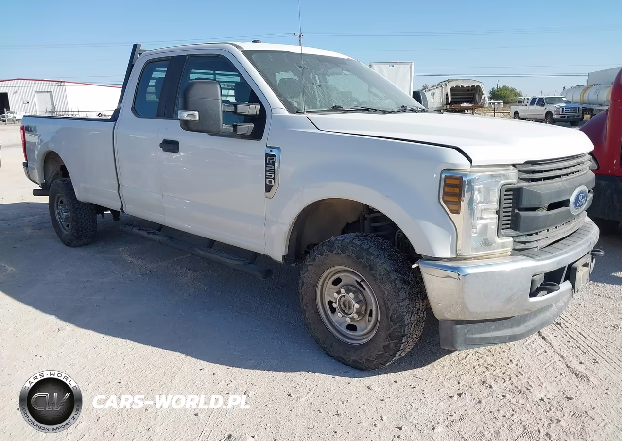 2019 Ford F-250 Xl – zdjęcie 1 z 14