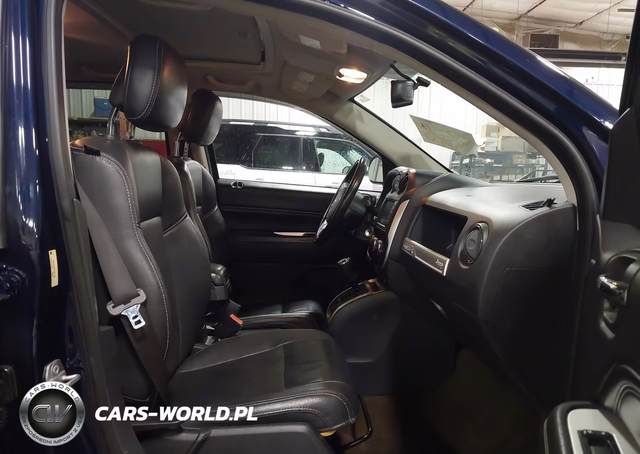 2015 Jeep Compass High Altitude Edition VIN:1C4NJCEA5FD367709 - 5