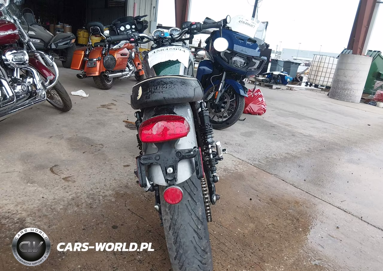 2022 Triumph Motorcycle Bonneville T120-Black VIN:SMTD40HL0NTAW8099 - 6