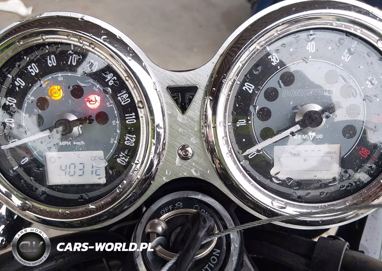 2022 Triumph Motorcycle Bonneville T120-Black VIN:SMTD40HL0NTAW8099 - 7