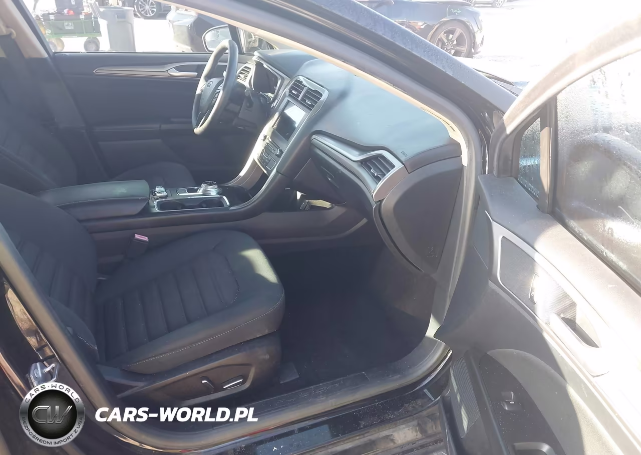 2017 Ford Fusion Se VIN:3FA6P0H78HR392833 - 5