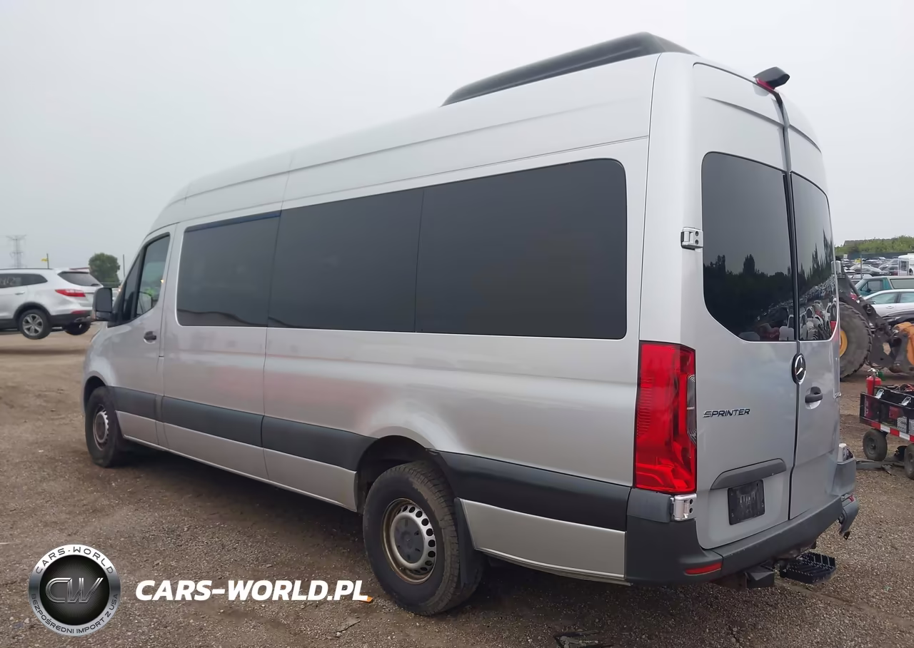 2019 Mercedes-Benz Sprinter 2500 High Roof V6 VIN:WDZPF1CD6KT005447 - 3