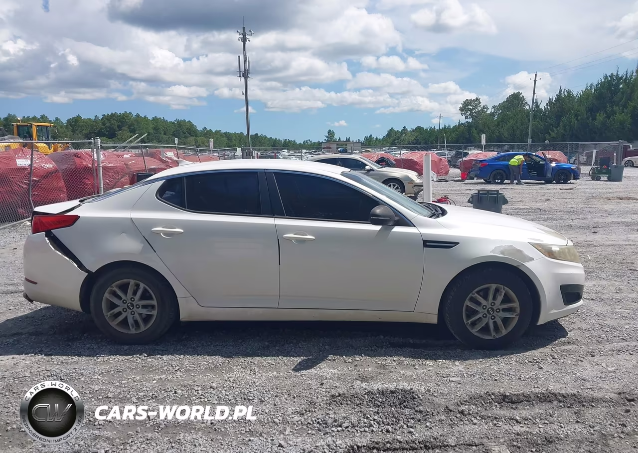 2011 Kia Optima Lx VIN:KNAGM4A77B5080549 - 13