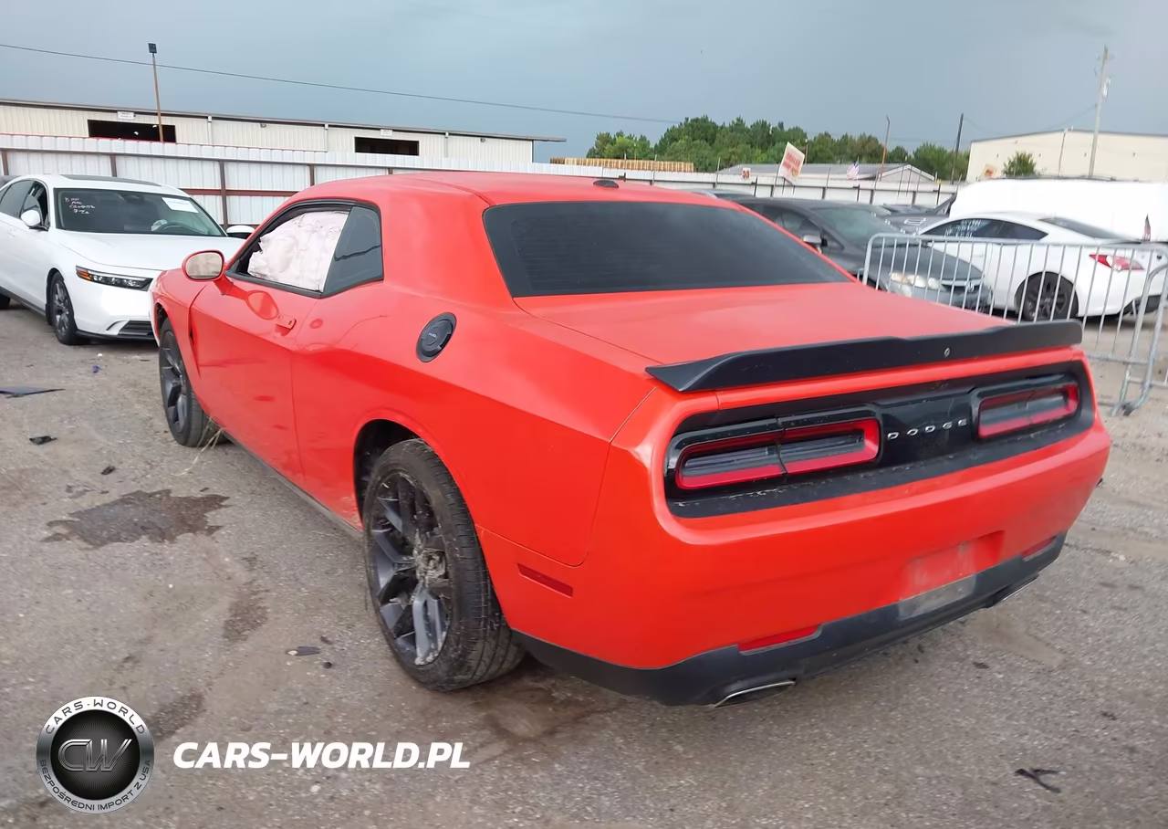 2019 Dodge Challenger Sxt VIN:2C3CDZAG0KH547175 - 3