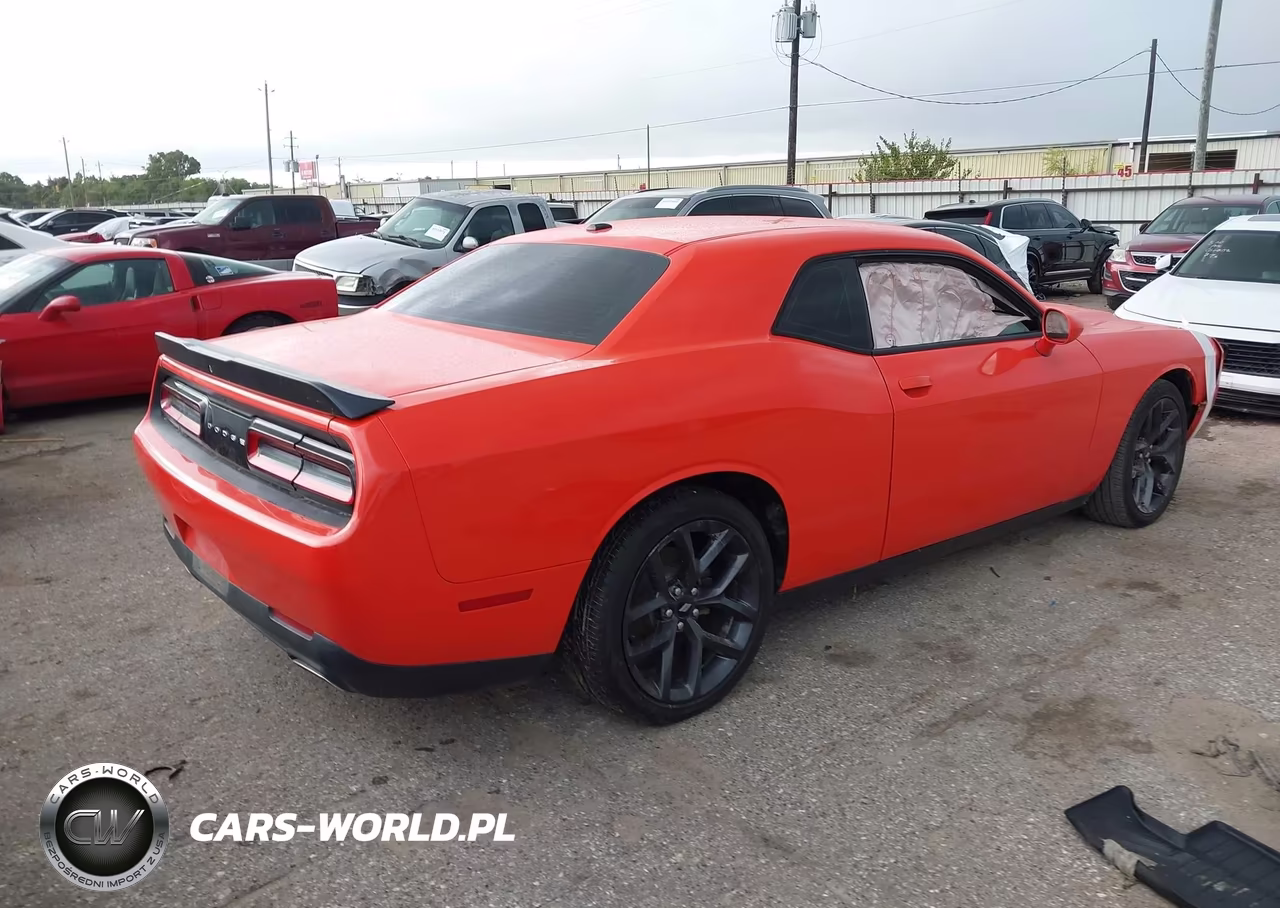 2019 Dodge Challenger Sxt VIN:2C3CDZAG0KH547175 - 4