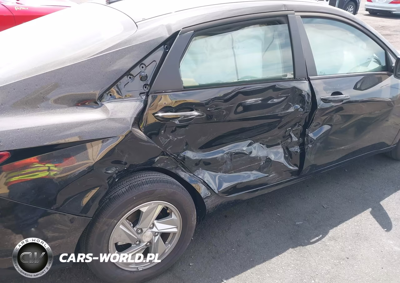 2026 Hyundai Elantra Se VIN:KMHLL4DG2TU100774 - 12