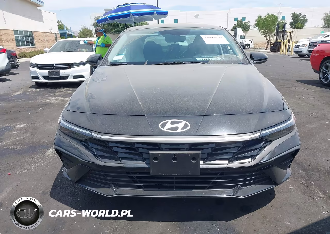 2026 Hyundai Elantra Se VIN:KMHLL4DG2TU100774 - 13