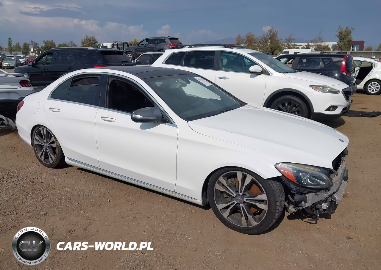 2015 Mercedes-Benz C 300 4Matic – zdjęcie 1 z 16