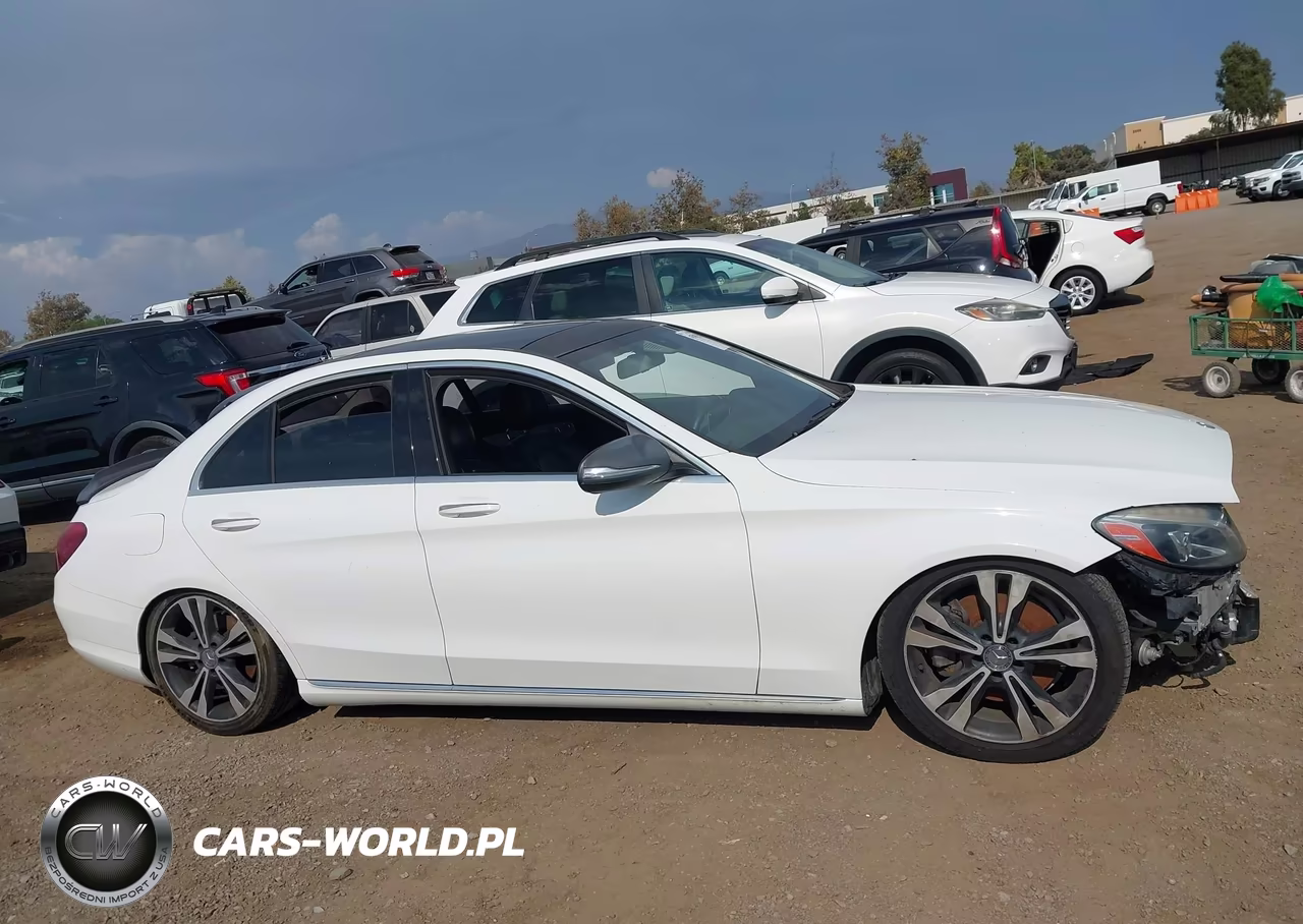 2015 Mercedes-Benz C 300 4Matic VIN:55SWF4KB4FU021697 - 13