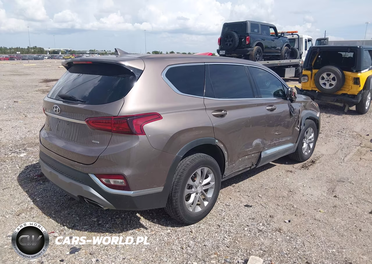 2020 Hyundai Santa Fe Sel VIN:5NMS3CAD3LH183126 - 4