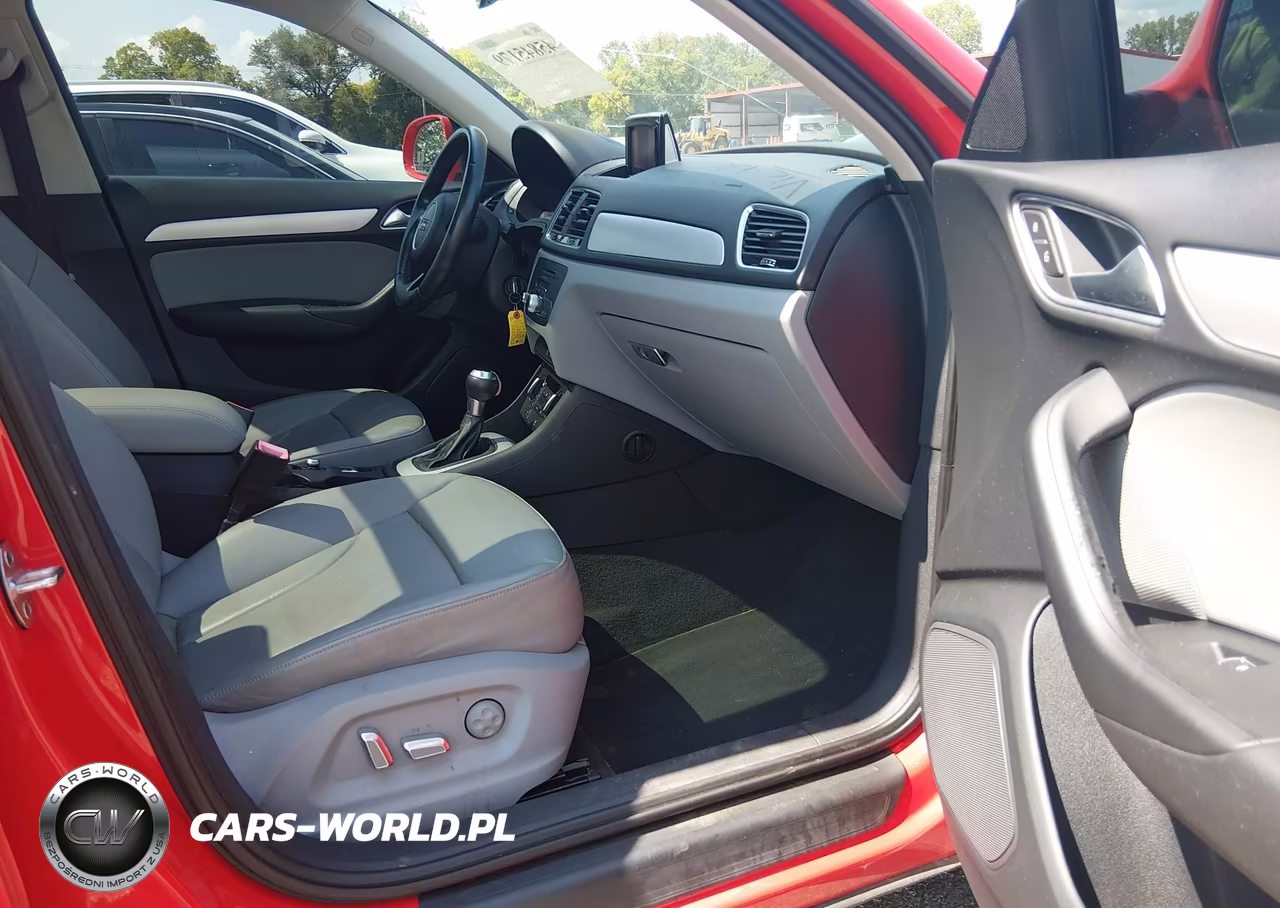 2017 Audi Q3 2.0T Premium VIN:WA1BCCFS9HR014684 - 5