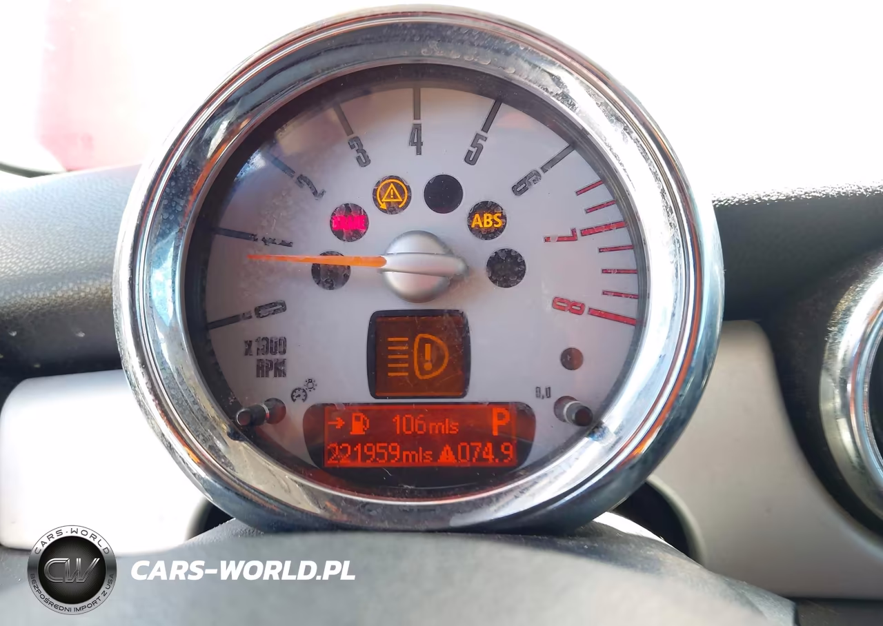 2009 Mini Cooper VIN:WMWMF33509TT69698 - 7