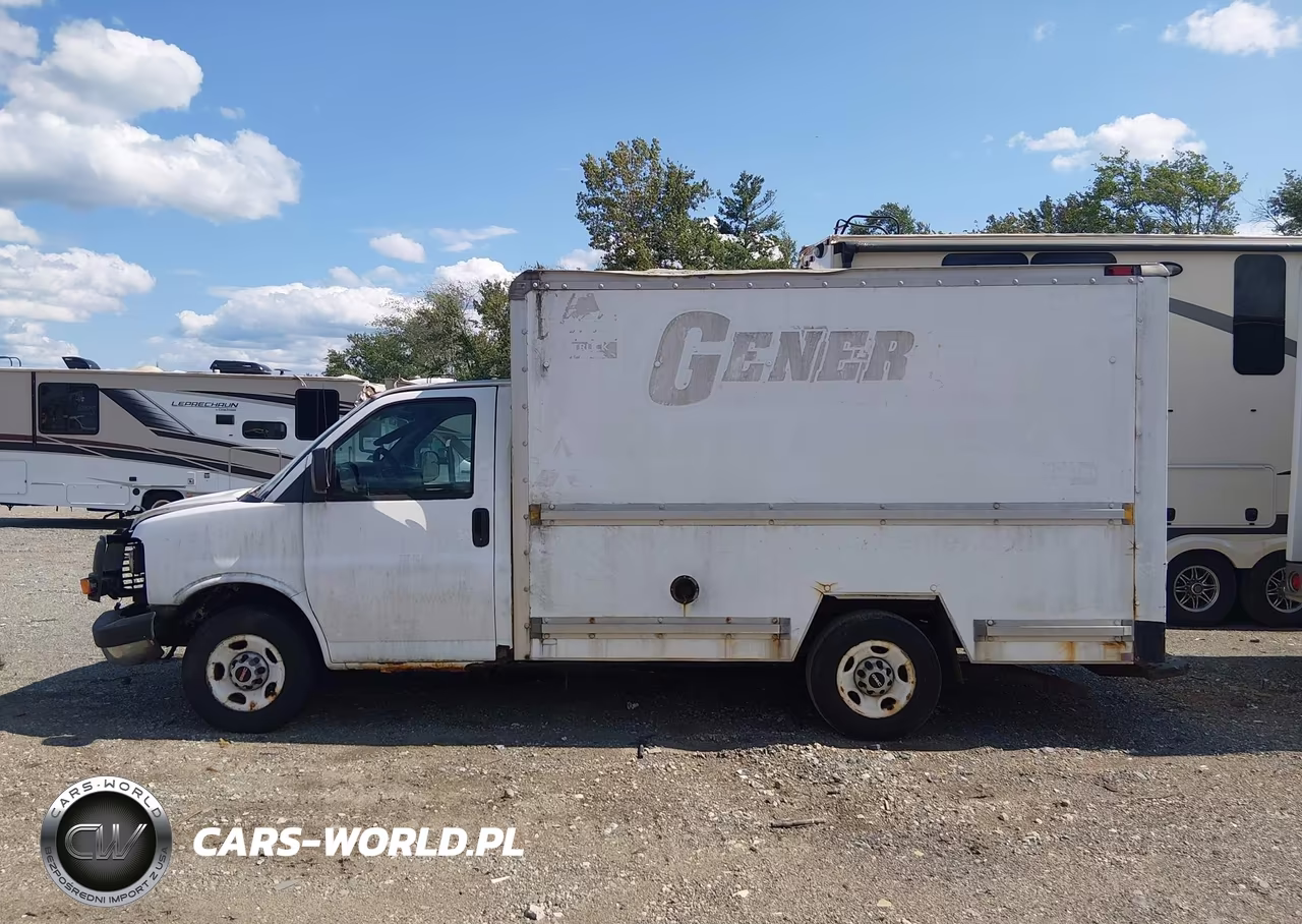 2007 GMC Savana Cutaway Work Van VIN:1GDGG31V171900234 - 14