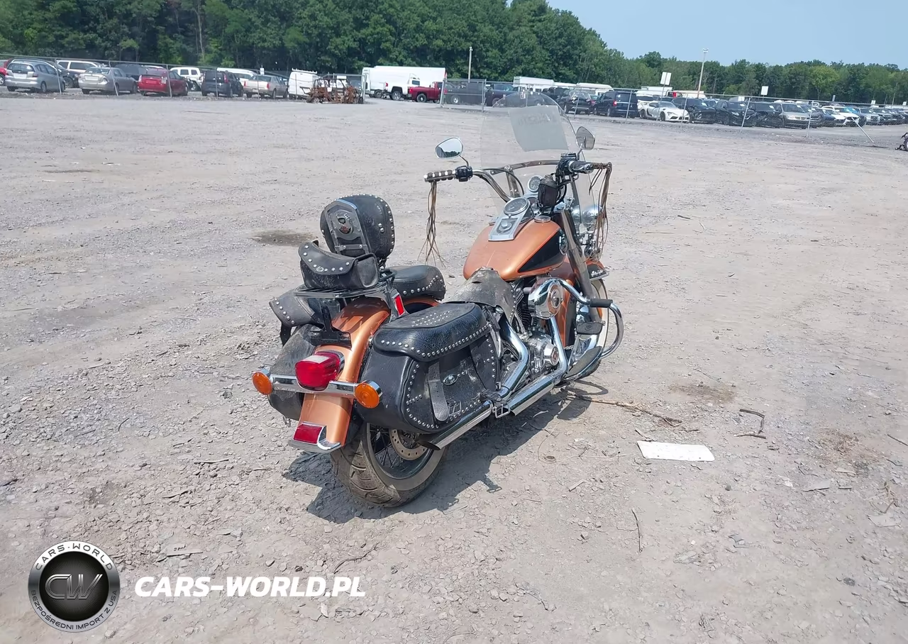 2008 Harley-Davidson Flstc 105Th Anniversary Edition VIN:1HD1BW5418Y022002 - 4