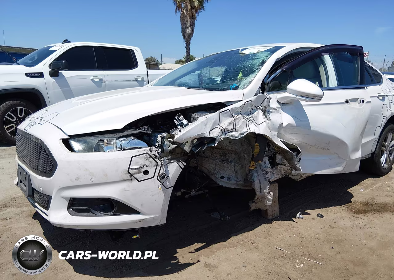 2015 Ford Fusion Hybrid Titanium VIN:3FA6P0RU7FR245873 - 6