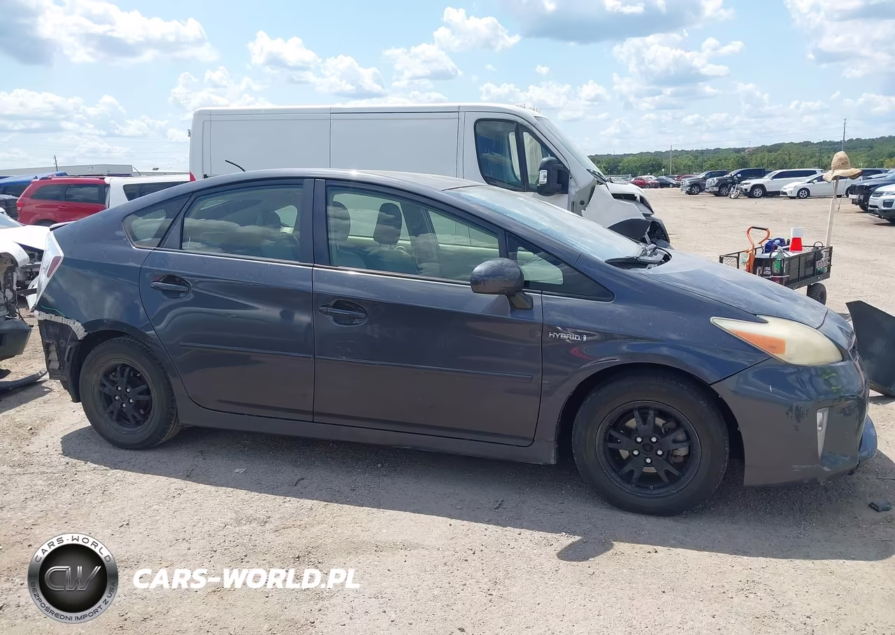 2012 Toyota Prius Four VIN:JTDKN3DU9C1610146 - 14