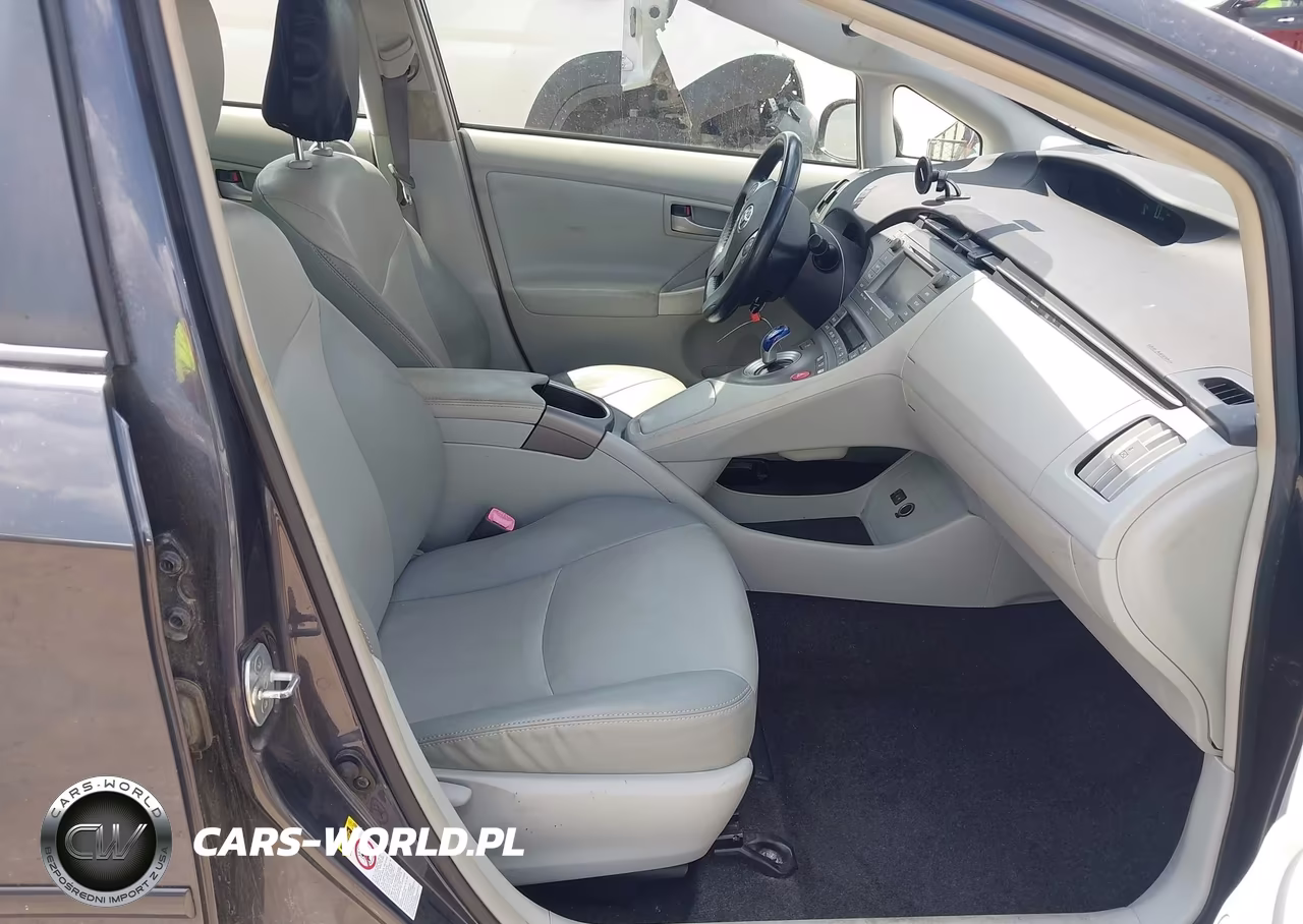 2012 Toyota Prius Four VIN:JTDKN3DU9C1610146 - 5