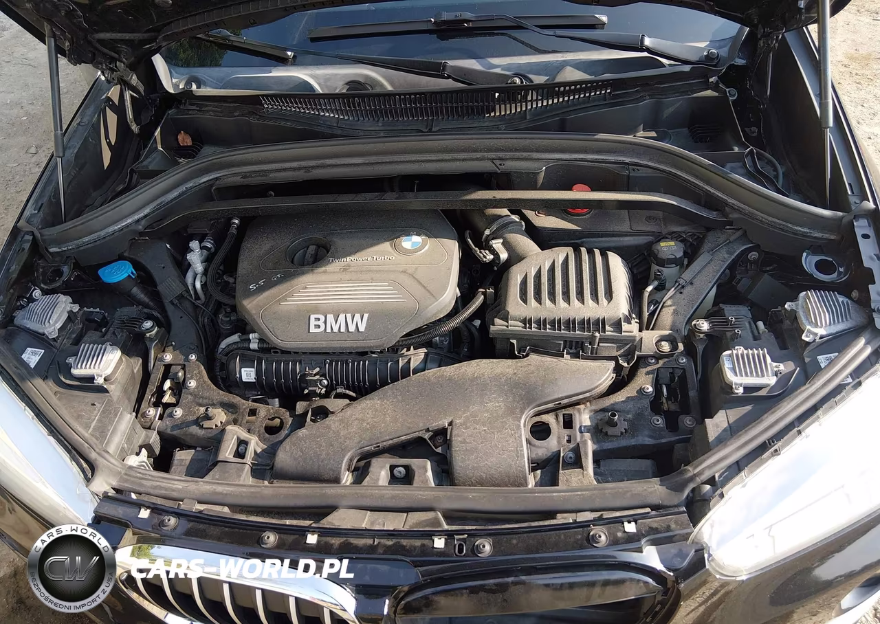 2017 BMW X1 xDrive28I VIN:WBXHT3Z34H4A64951 - 10
