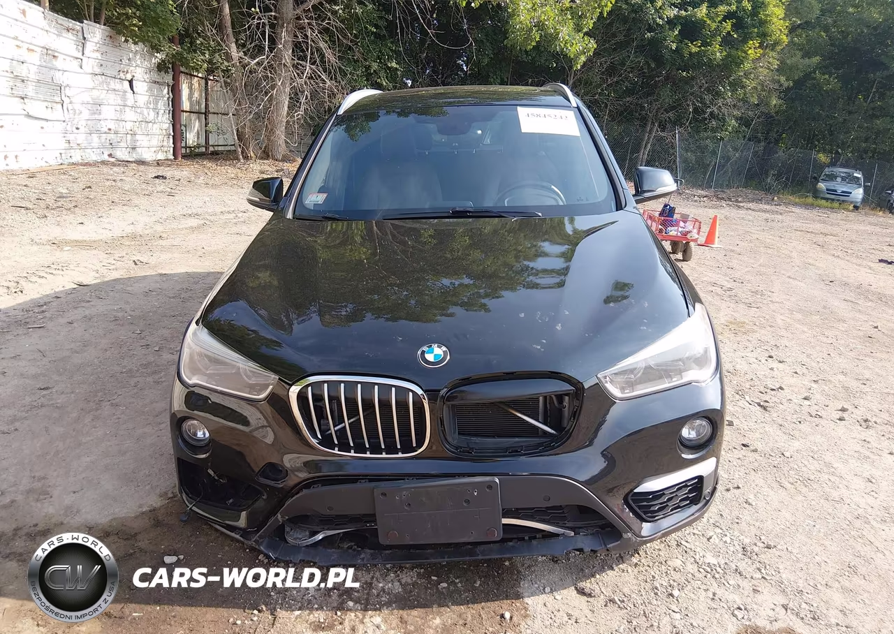 2017 BMW X1 xDrive28I VIN:WBXHT3Z34H4A64951 - 13