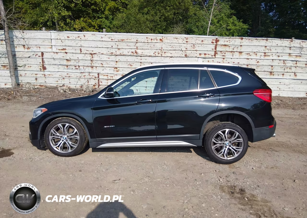 2017 BMW X1 xDrive28I VIN:WBXHT3Z34H4A64951 - 15