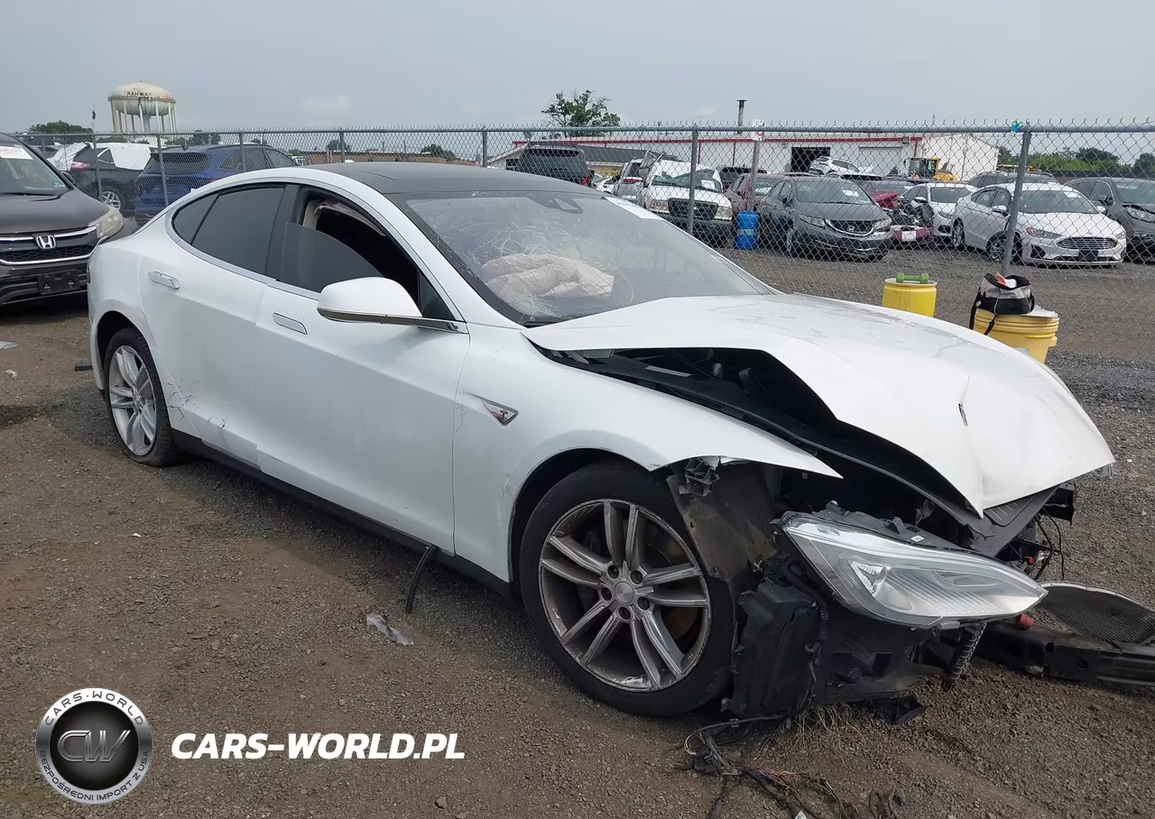 2015 Tesla Model S