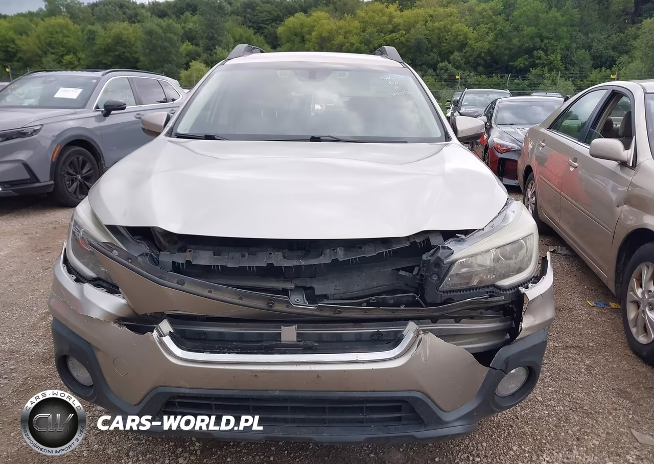 2018 Subaru Outback 2.5I Premium VIN:4S4BSAFC6J3324852 - 12