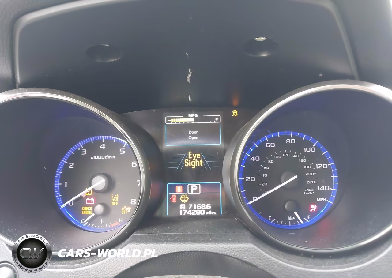 2018 Subaru Outback 2.5I Premium VIN:4S4BSAFC6J3324852 - 7