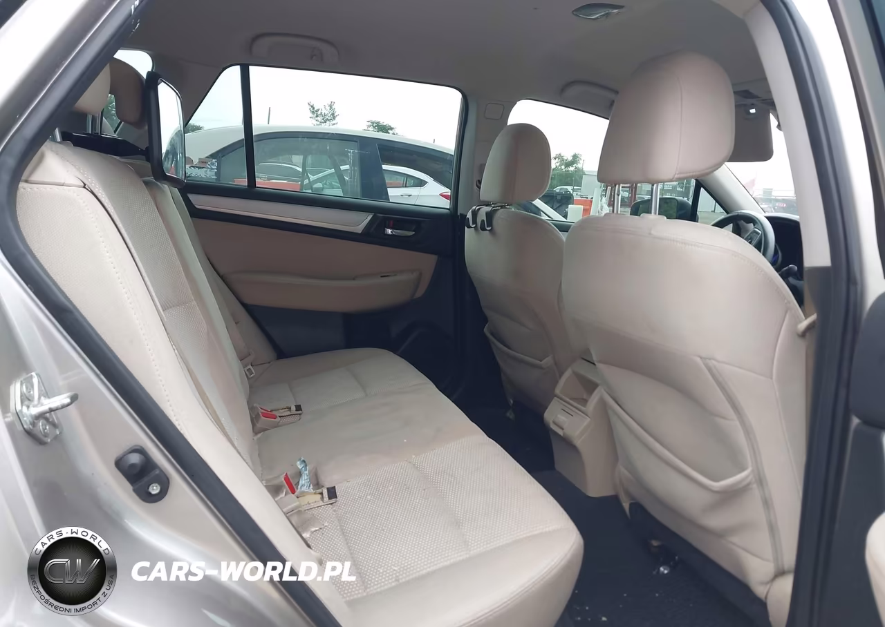 2018 Subaru Outback 2.5I Premium VIN:4S4BSAFC6J3324852 - 8