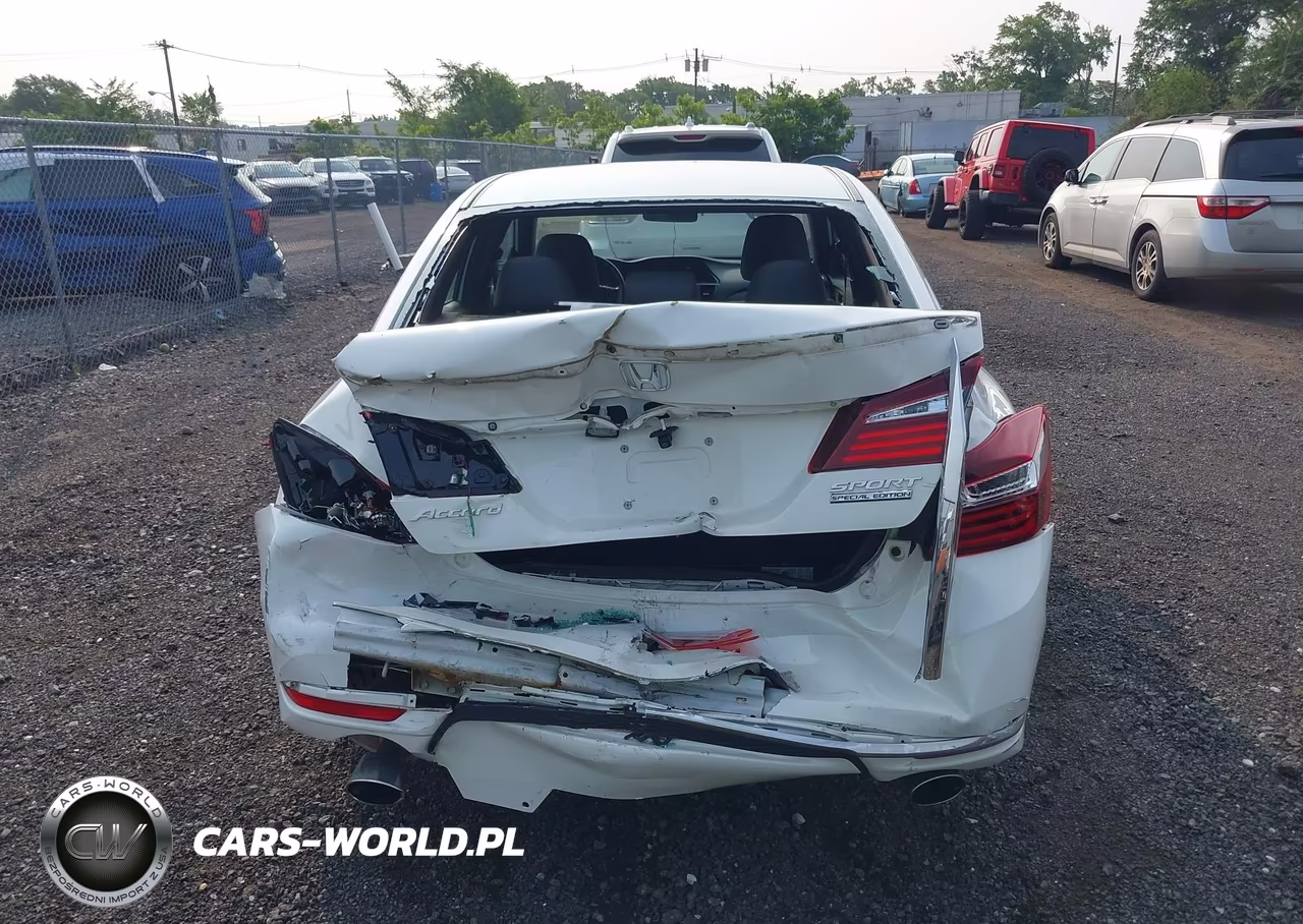 2017 Honda Accord Sport Se VIN:1HGCR2F15HA052813 - 16