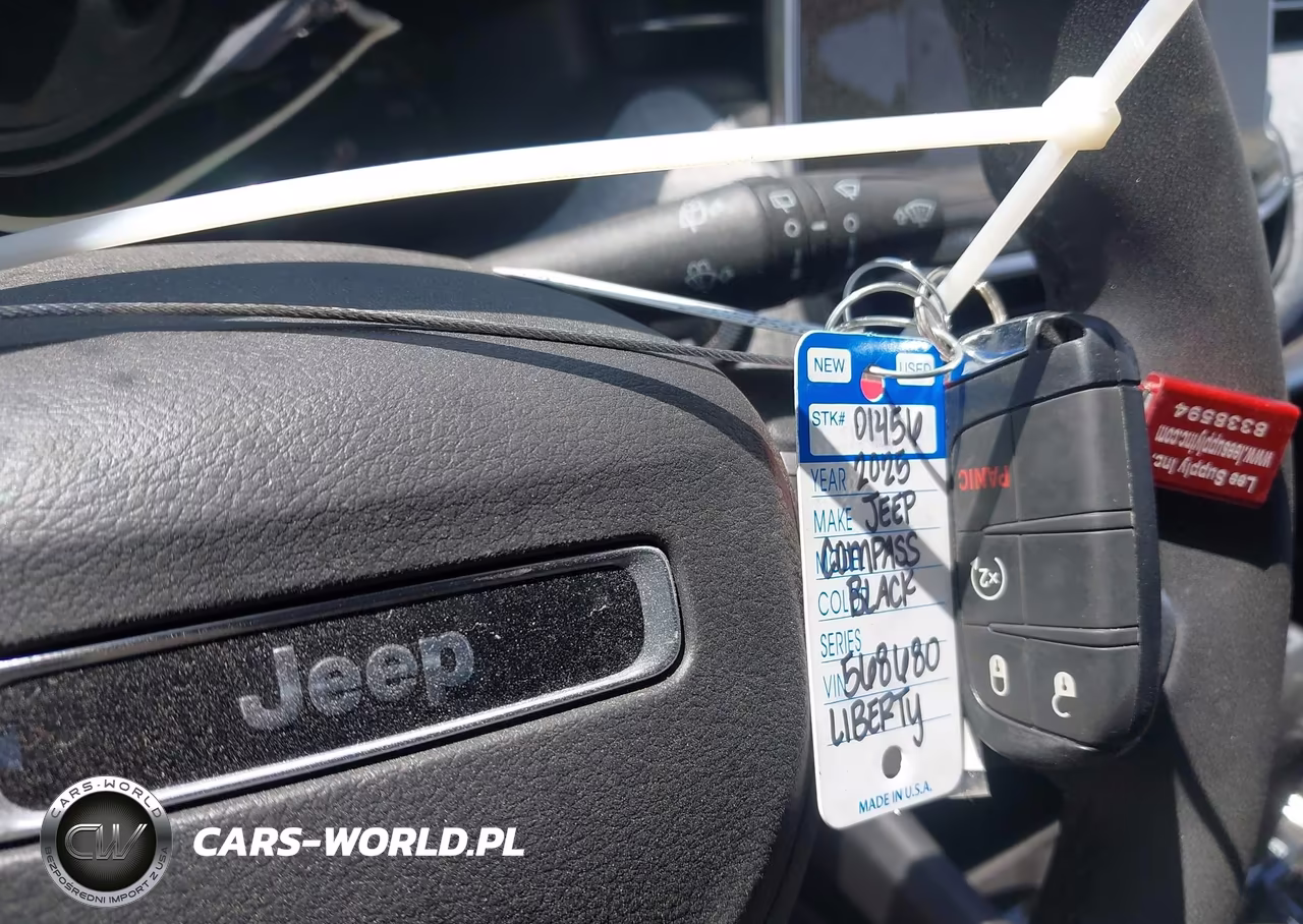 2025 Jeep Compass Latitude 4X4 VIN:3C4NJDBN2ST568680 - 11