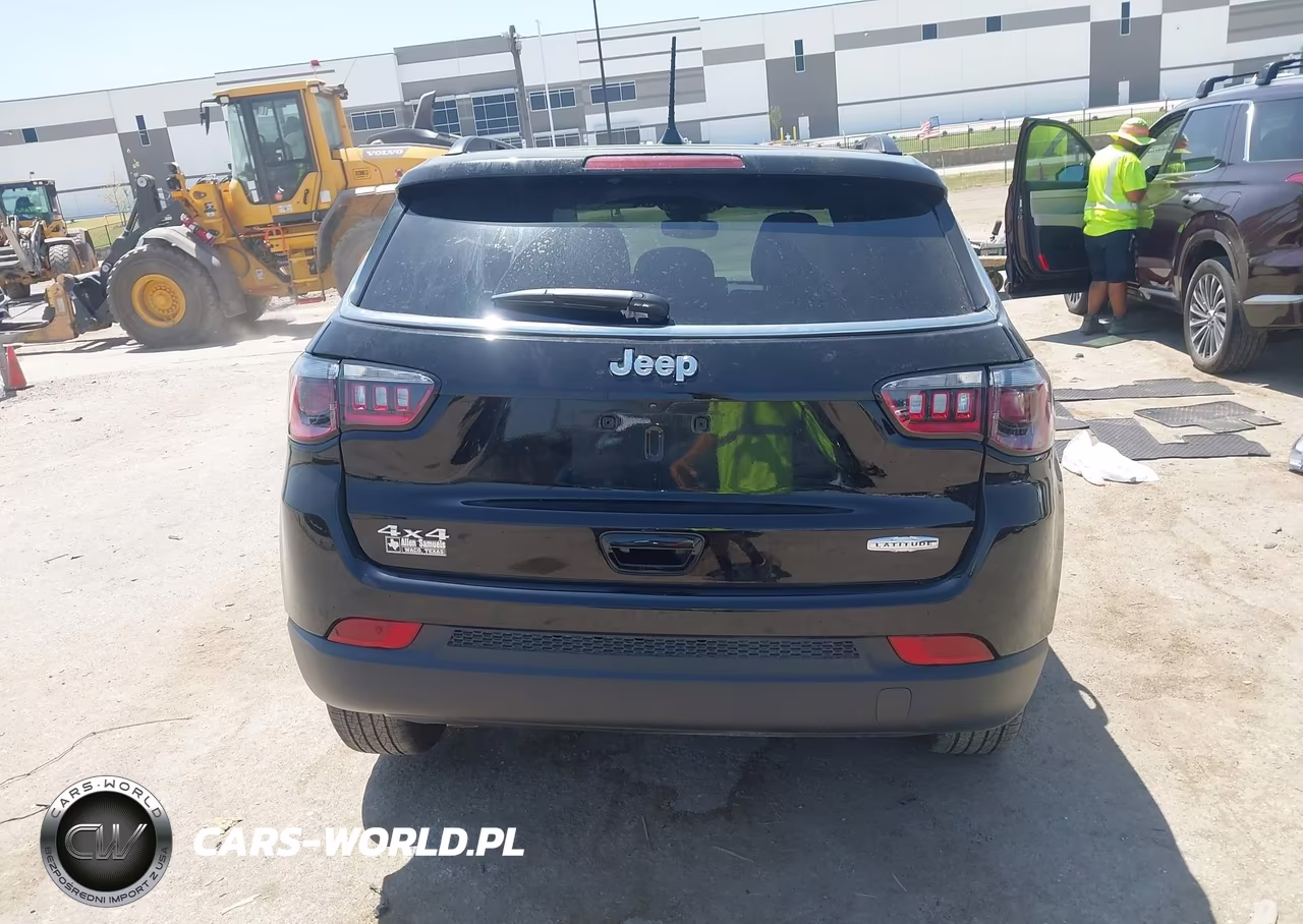 2025 Jeep Compass Latitude 4X4 VIN:3C4NJDBN2ST568680 - 16