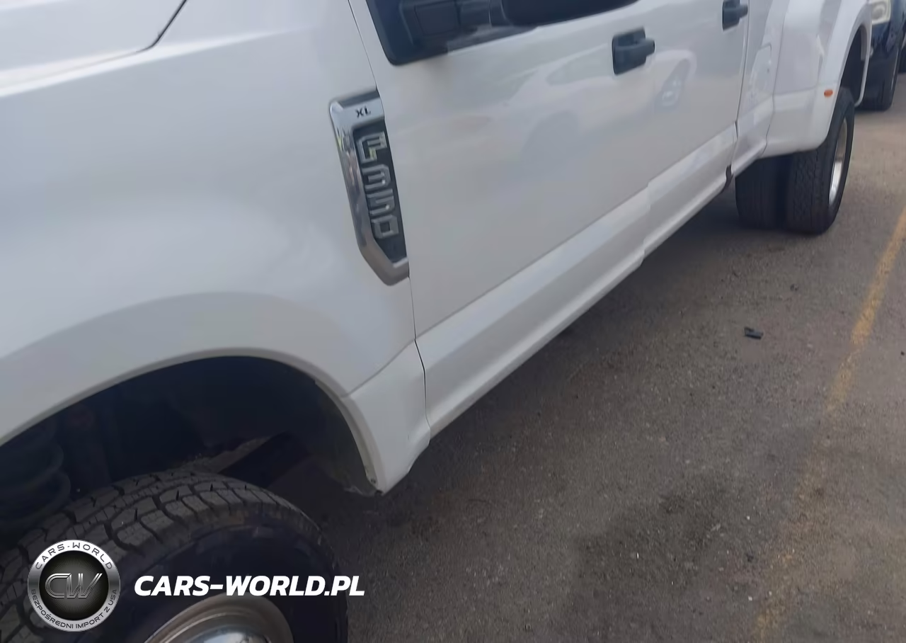 2019 Ford F-350 Crew Cab VIN:1FDWW3D64KEG56499 - 6