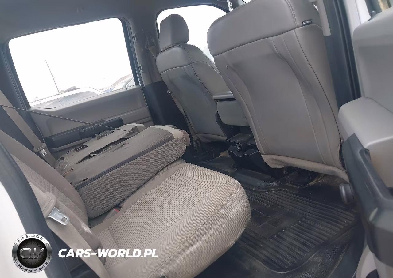 2019 Ford F-350 Crew Cab VIN:1FDWW3D64KEG56499 - 8