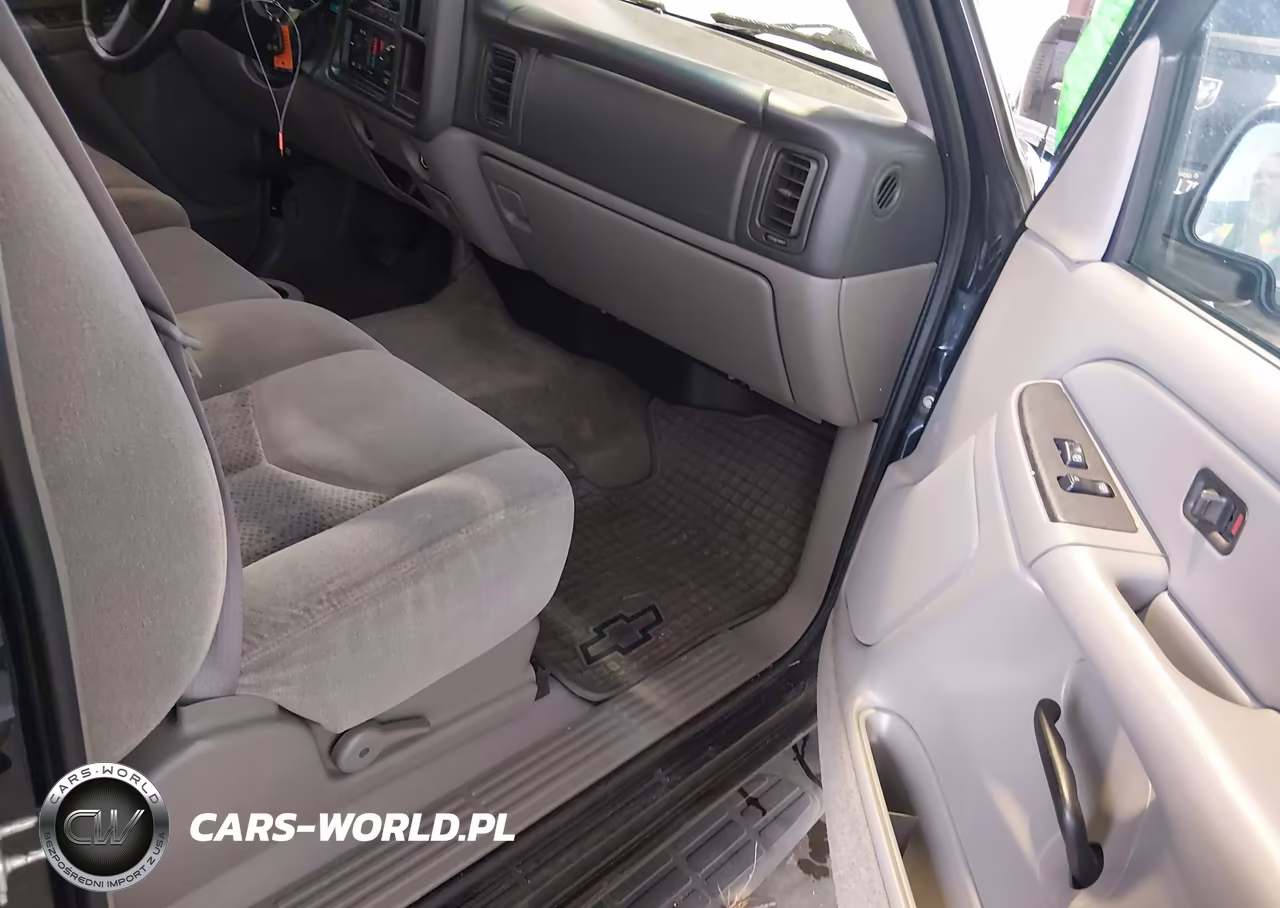 2004 Chevrolet Suburban 1500 Ls VIN:3GNFK16Z74G299253 - 5