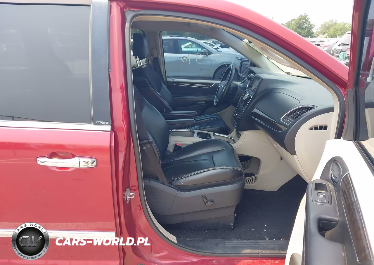 2011 Chrysler Town & Country Limited VIN:2A4RR6DG2BR667372 - 5