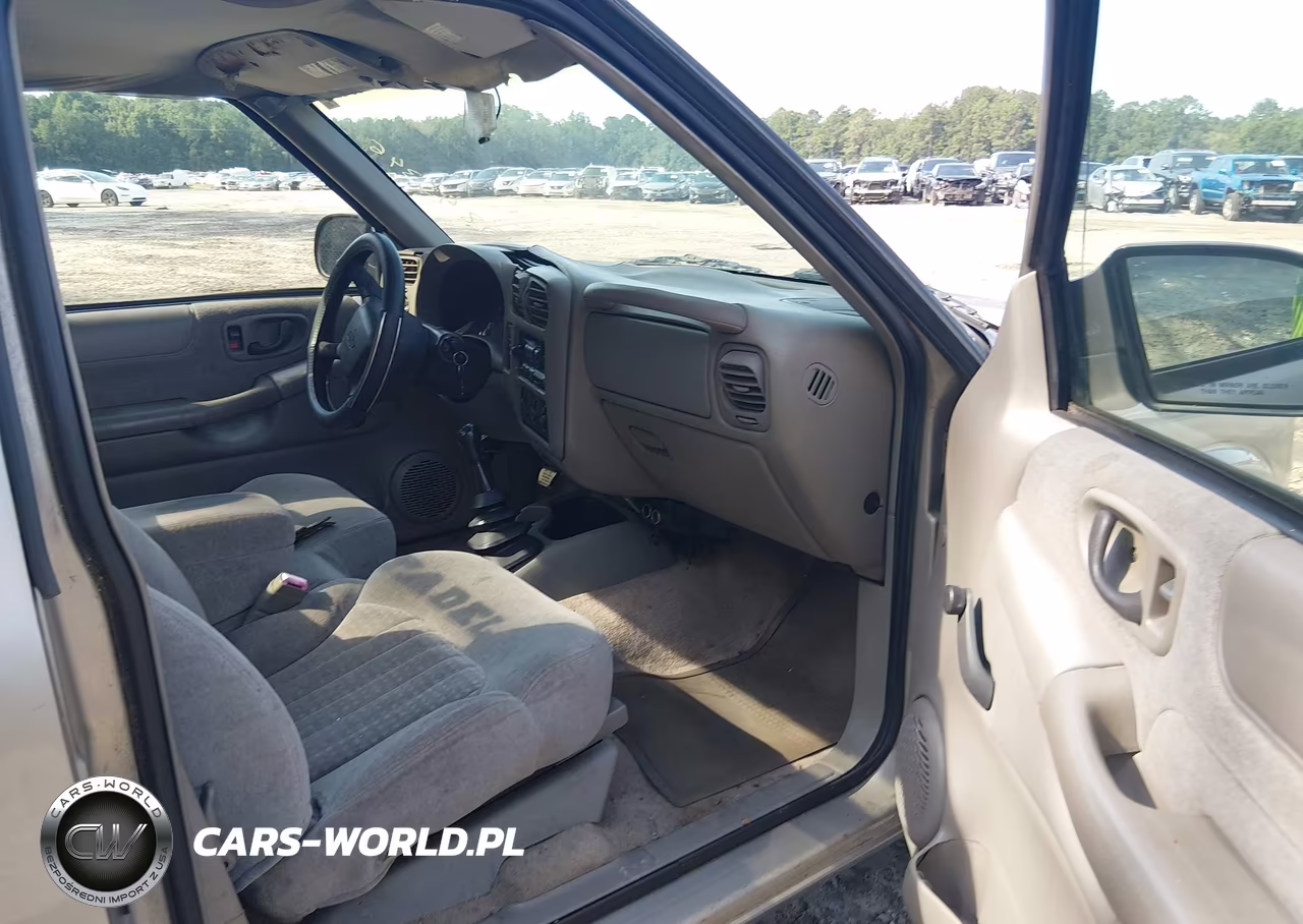 1999 Chevrolet S-10 Ls VIN:1GCCS1449XK179678 - 5