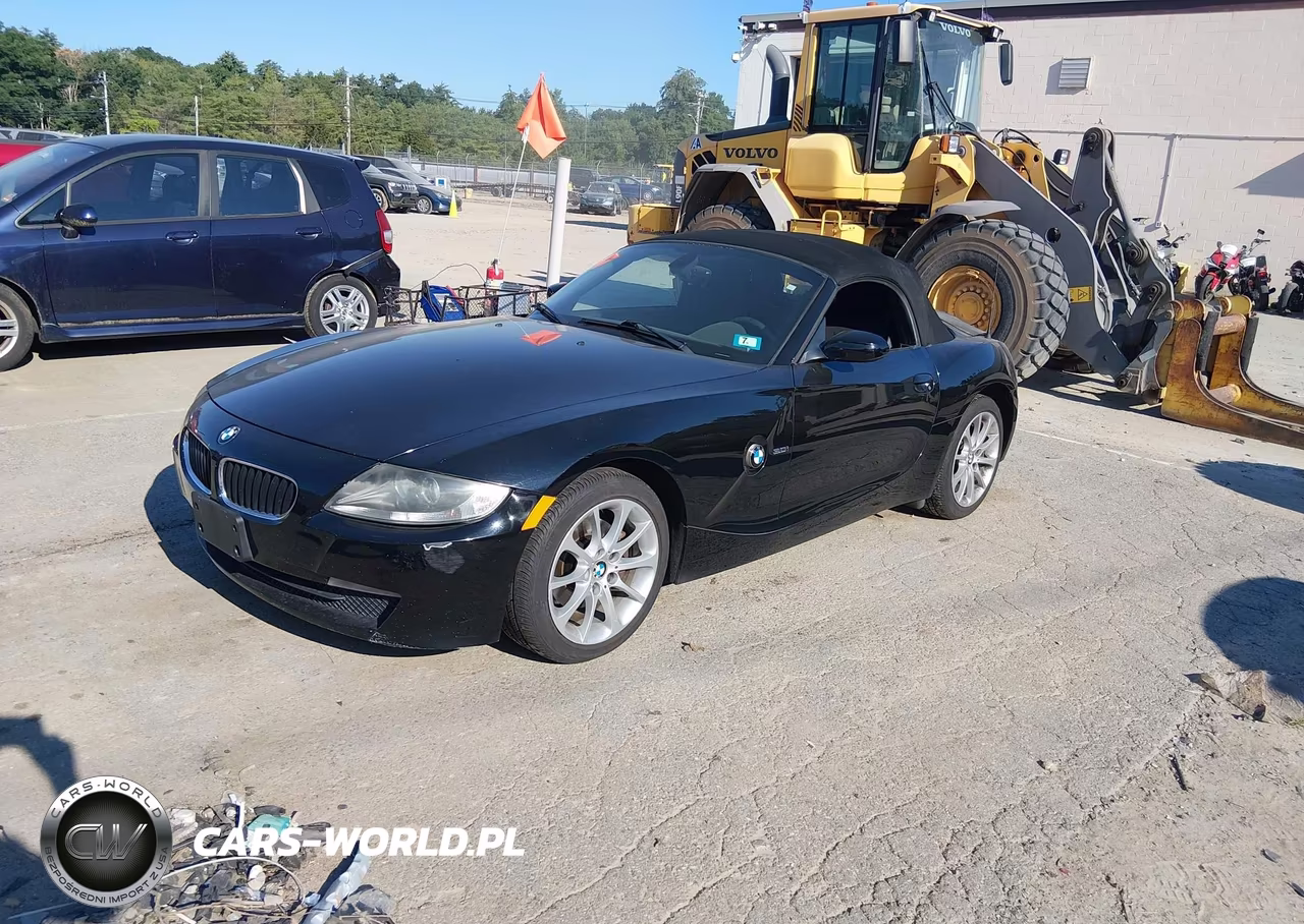2006 BMW Z4 3.0I VIN:4USBU33576LW66893 - 2