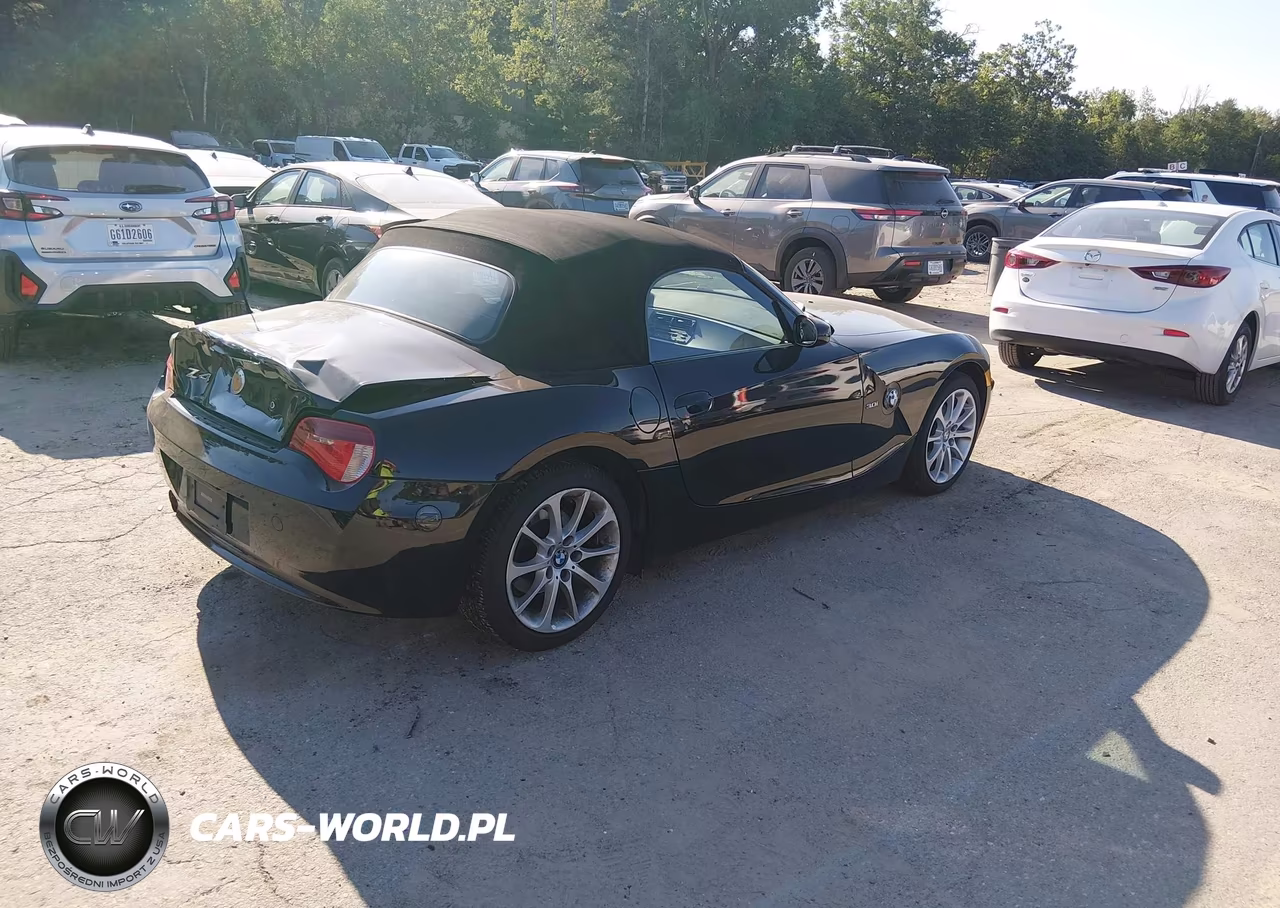 2006 BMW Z4 3.0I VIN:4USBU33576LW66893 - 4