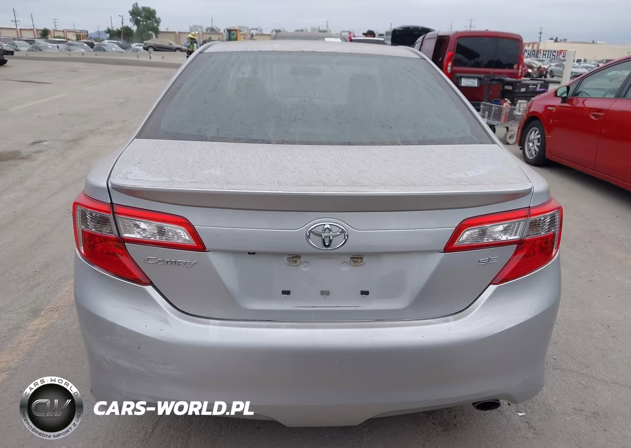 2014 Toyota Camry Se VIN:4T1BF1FK5EU394547 - 18