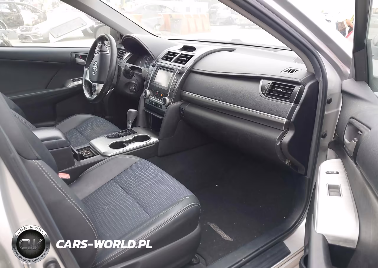 2014 Toyota Camry Se VIN:4T1BF1FK5EU394547 - 5