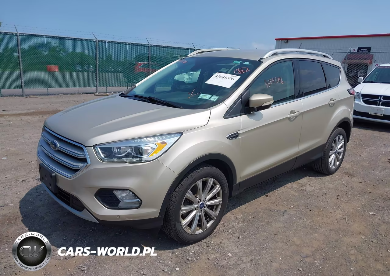 2018 Ford Escape Titanium VIN:1FMCU9J92JUA77509 - 2