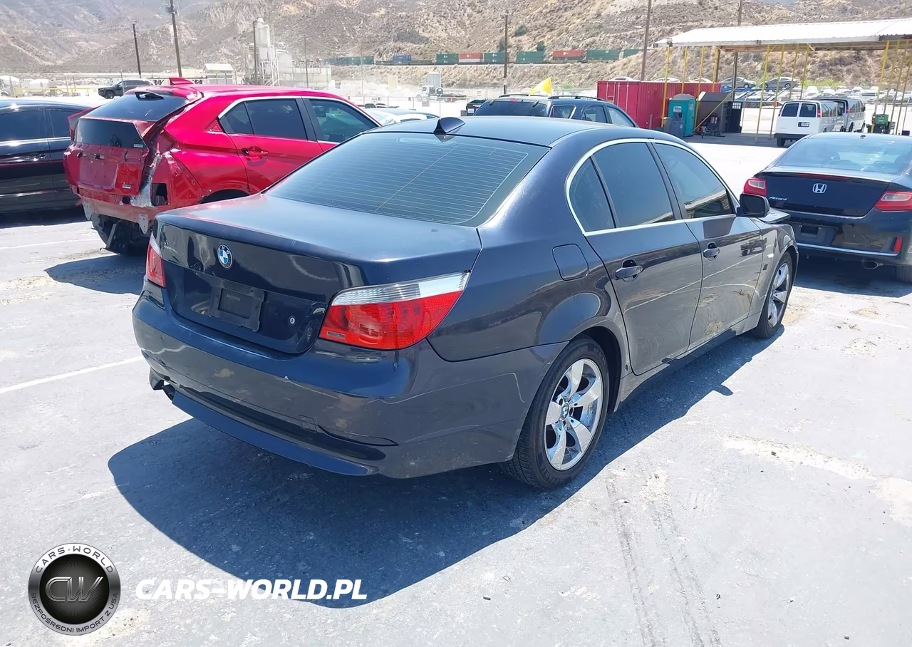 2007 BMW 525I VIN:WBANE53557CW59760 - 4