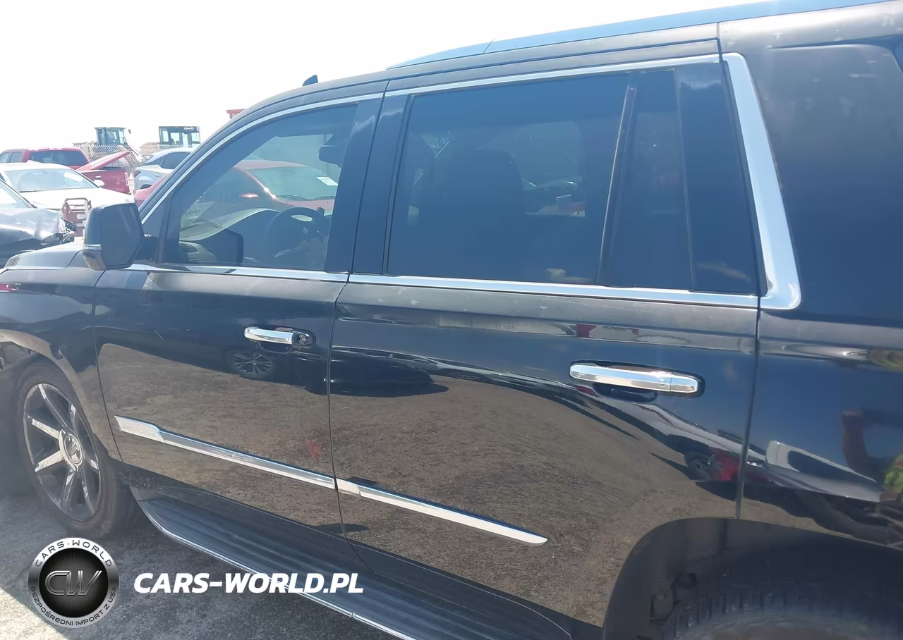 2015 Cadillac Escalade Luxury VIN:1GYS4MKJ2FR710395 - 14