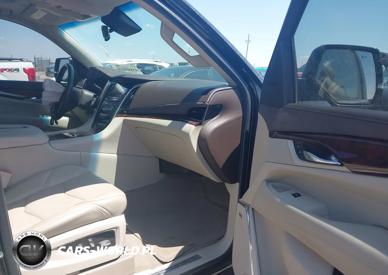 2015 Cadillac Escalade Luxury VIN:1GYS4MKJ2FR710395 - 5