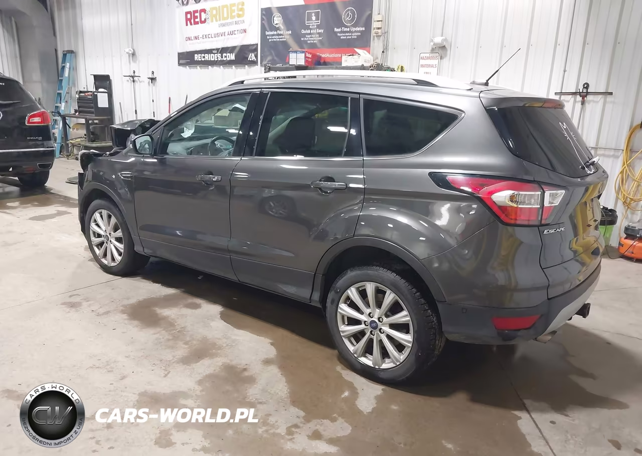 2017 Ford Escape Titanium VIN:1FMCU9J93HUE48011 - 3