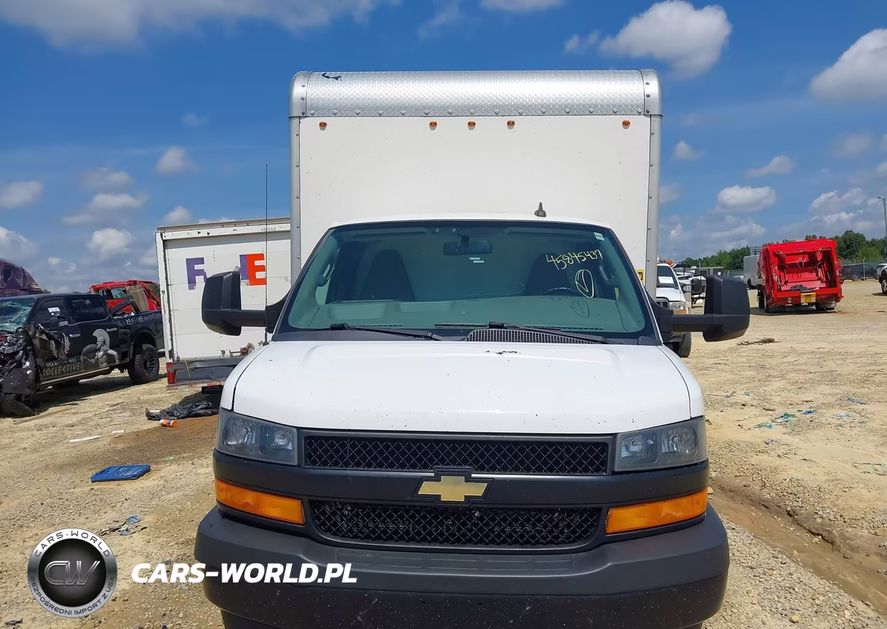 2020 Chevrolet Express Cutaway Work Van VIN:1HA3GTCG8LN012743 - 11